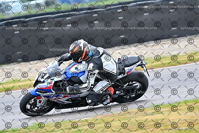 25bt02-0273 | markuskiefer.com - Realisiert mit Pictrs.com