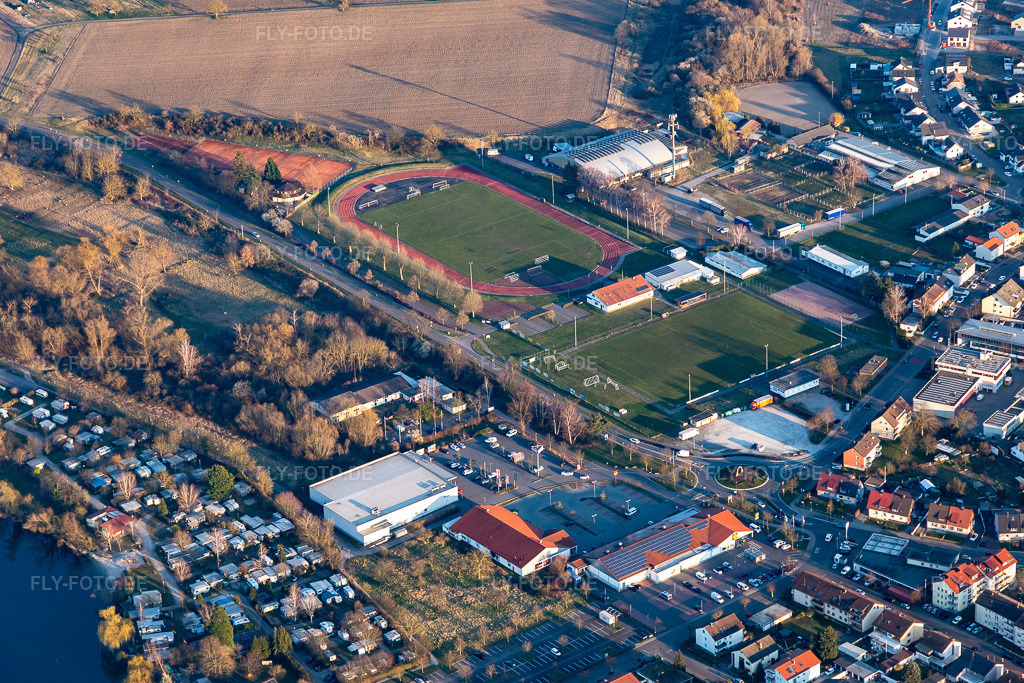 Luftbild: SV Philippsburg in Philippsburg im Bundesland Baden-Württemberg in Deutschland. Foto: IMG_130853.jpg vom 09.03.2022 durch Werner Riehm/FLY-FOTO.deSport Verein Philippsburg e.V. 1909