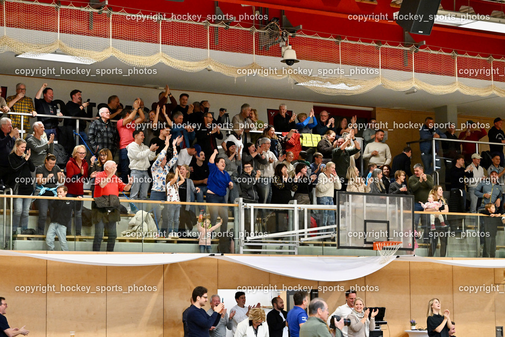 SC Ferlach vs. roomz JAGS Vöslau | SC Ferlach Fans, Besucher Ballspielhalle Ferlach, SC Ferlach vs. roomz JAGS Vöslau, SC Ferlach vs. roomz JAGS Vöslau am 08.11.2025 in Ferlach (Ballspielhalle Ferlach), Austria, (Photo by Bernd Stefan)