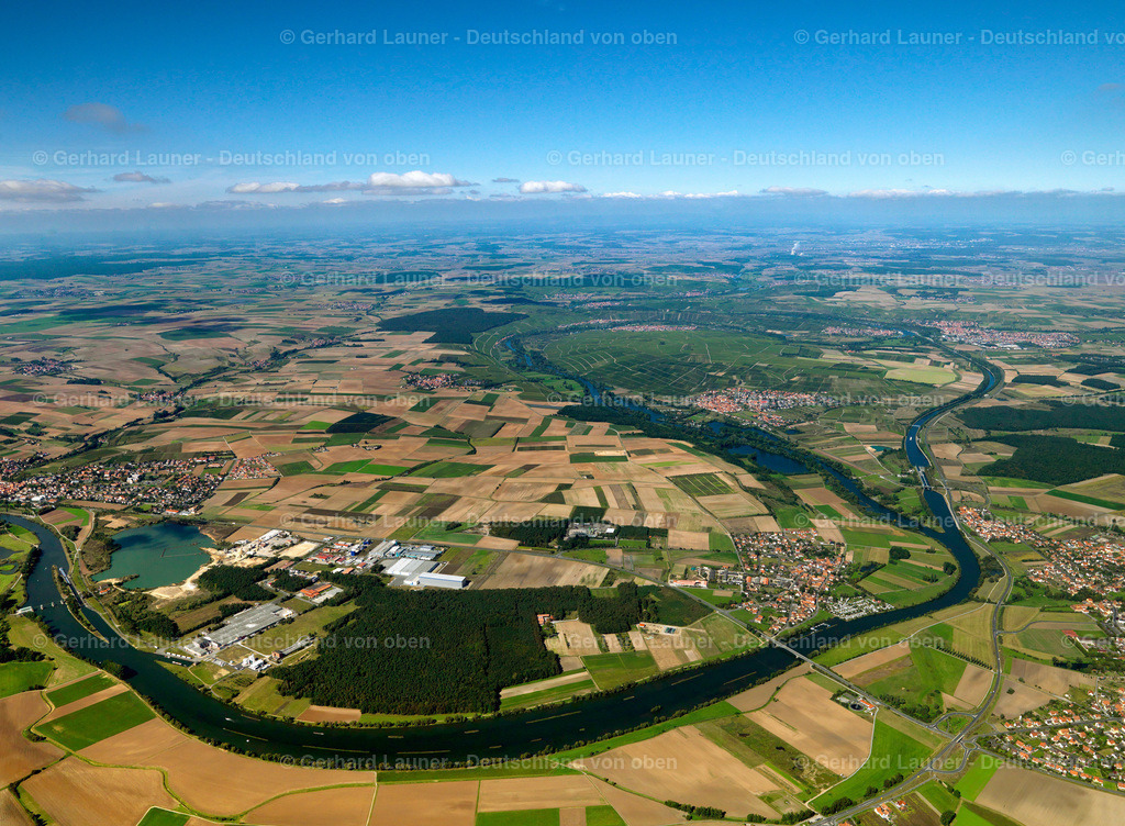 2784825 | Fränkische Weinlandschaft und Mainschleife zw. Dettelbach und Volkach