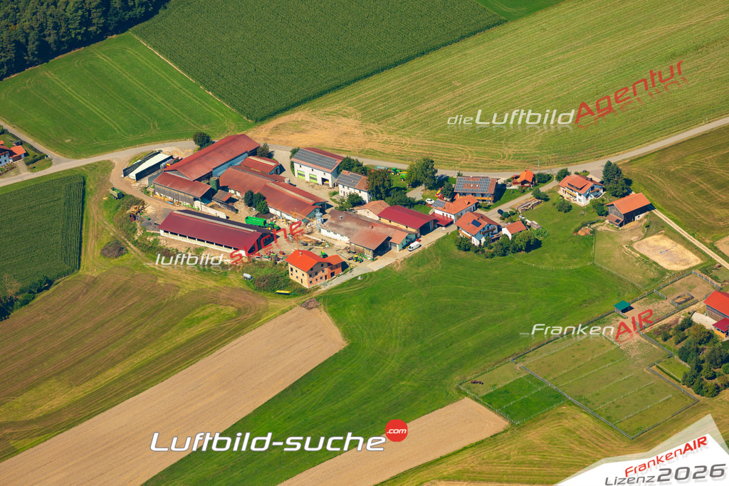 Brünst Neukirchen beim Heiligen Blut Bild- Das Luftbild wurde 2025 vom UL-Flugzeug heraus erstellt ( keine Drohne ) - Hochauflösende Luftaufnahme -Nicht vergleichbar mit Google Maps oder Satelittenbilder- Die Geschenkidee !Mit Lizenz und Bildrechte bestellbar