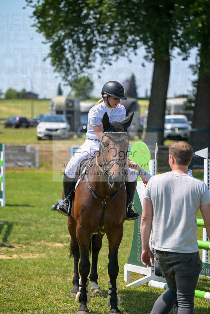 Reitturnier Voxtrup | Entdecke hochwertige Reitturnierfotos von Foto Oger. Professionell, emotional und authentisch – jetzt Lieblingsmomente im Shop bestellen.Deutschlandweite Turnierfotografie. - Realisiert mit Pictrs.com