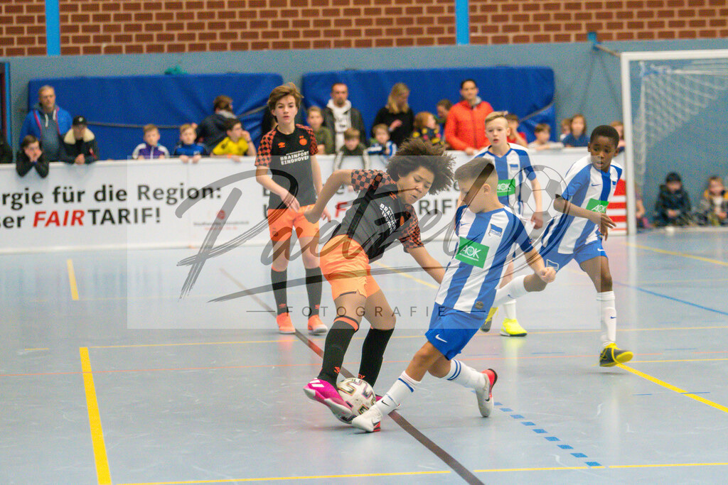 20200118_U12VGH_0305 | Fußball, D-Jugend:   beim VGH U12-Cup am 18.01.2020 in der Waldsporthalle Schledehausen in Schledehausen, Deutschland.(Foto von Nico Paetzel) - Realisiert mit Pictrs.com