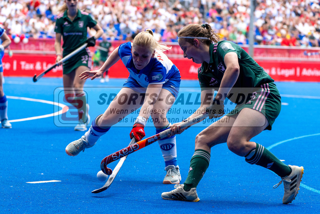 Final4_20250531-1420-HK107741 | Krefeld, Deutschland, 31.05.2025:  Feldhockey Final4 2025 – „Deutsche Feldhockey-Meisterschaften 2025“ im Gerd-Wellen-Hockeyanlage am 31.05.2025 in Krefeld, Deutschland. (Foto von Kramhöller/Fehrmann/Kaste)Krefeld, Germany, 31.05.2025: Feldhockey Final4 2025 – „Deutsche Feldhockey-Meisterschaften 2025“ in Gerd-Wellen-Hockeyanlage at 31.05.2025 in Krefeld, Deutschland. (Foto from Kramhöller/Fehrmann/Kaste)