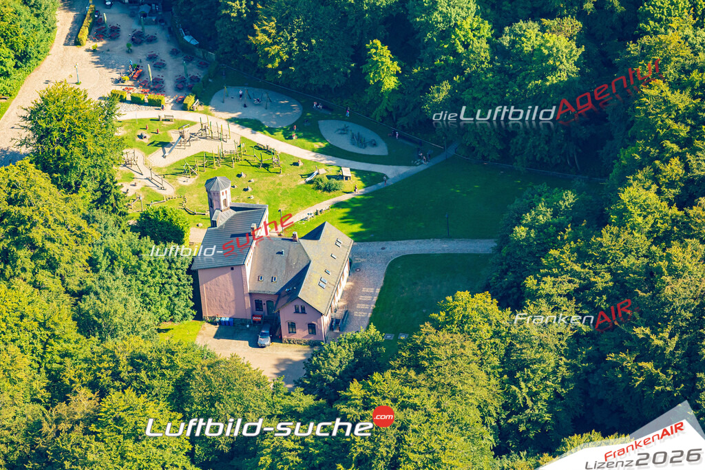 Luftbild Vs Google Maps  Jagdschloß Granitz  Binz -Das Luftbild wurde 2025 vom UL-Flugzeug heraus erstellt ( keine Drohnenluftbilder ) - Hochauflösende Luftaufnahme -Nicht vergleichbar mit Google Maps oder Satelittenbilder- Die Geschenkidee !Mit Lizenz und Bildrechte bestellbar