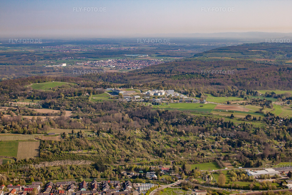 Luftbild: Pfinztal, Fraunhofer-Institut für Chemische Technologie (ICT) im Ortsteil Grötzingen in Karlsruhe im Bundesland Baden-Württemberg in Deutschland. Foto: IMG_25938.jpg vom 23.04.2010 durch Werner Riehm/FLY-FOTO.de