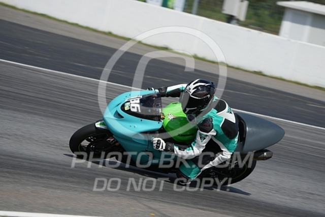 2024_08_05_PBK_13347 | Sportfotografie; SlowMotion; Video; Rennstrecke; Hafeneger; Speer; Racing; RSE; BMW; CBO; Trackday; Motorsportarena; Hockenheimring; Brno; Most; Barcelona; Valencia