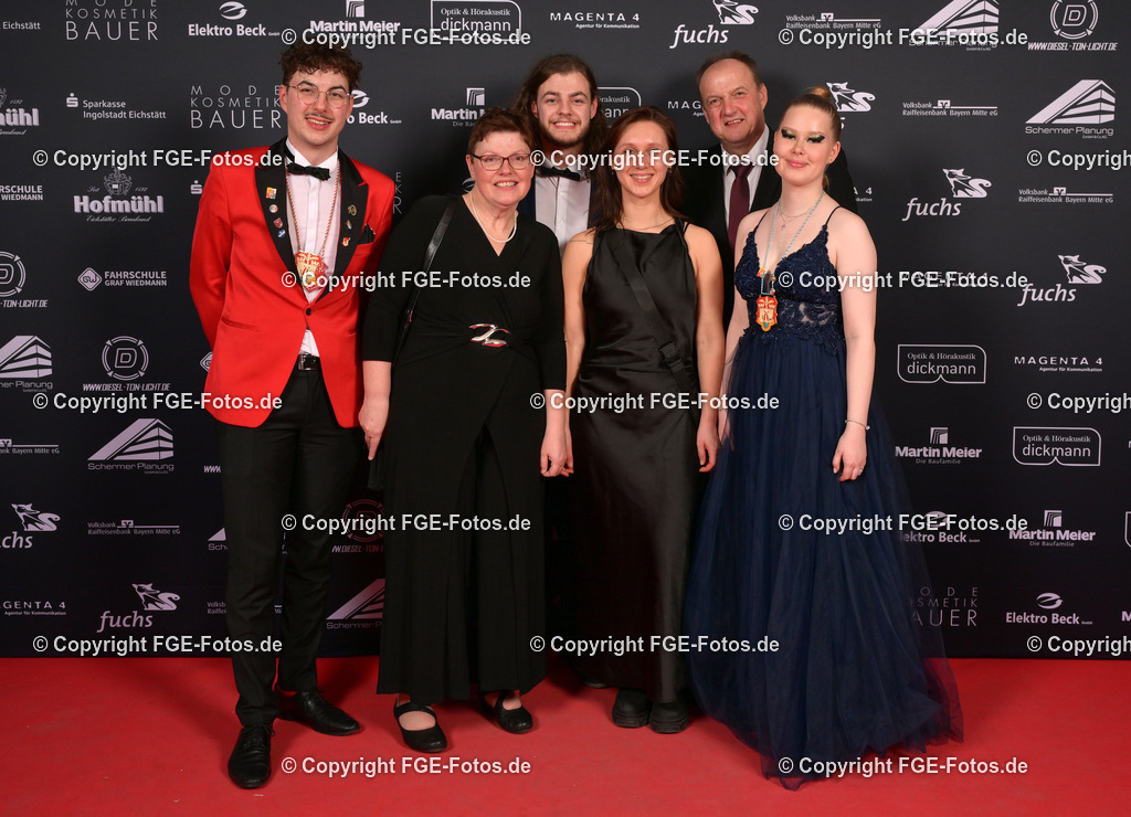 20250209-fge-hofball-0502 | Hofball der FGE am 09.02.2025 im Alten Stadttheater in Eichstätt. - Realisiert mit Pictrs.com