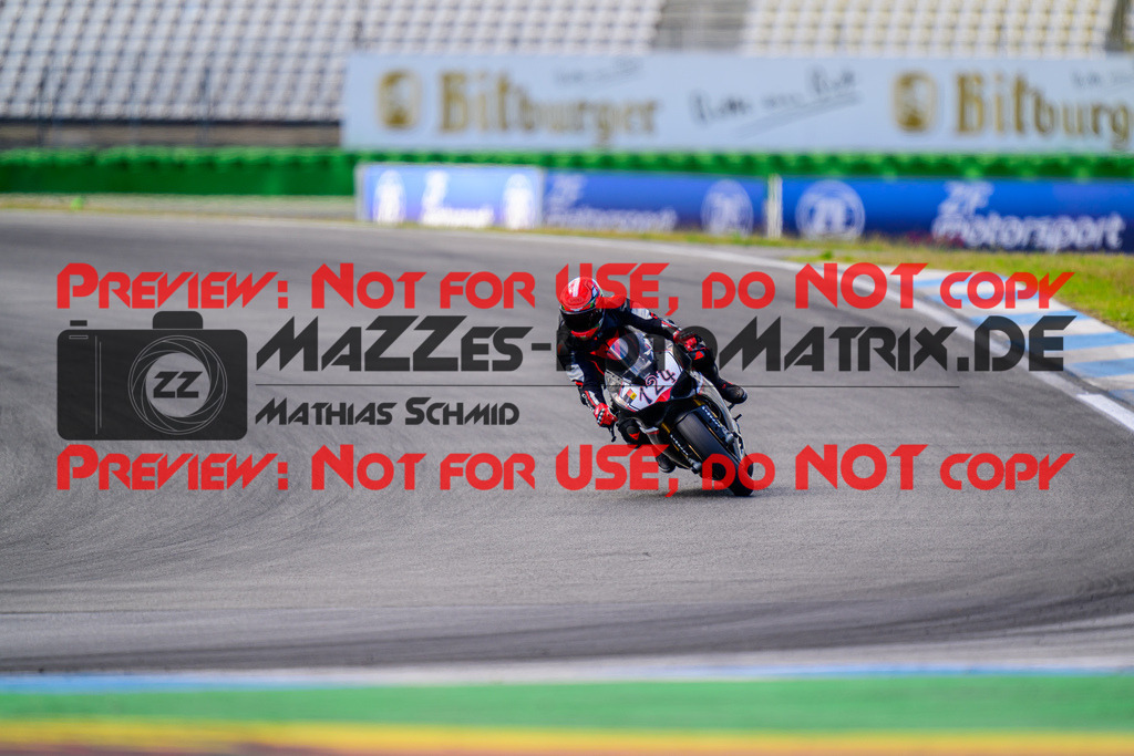 MaZZes_FotoMatrix_240615_6007705_4926 | GELB