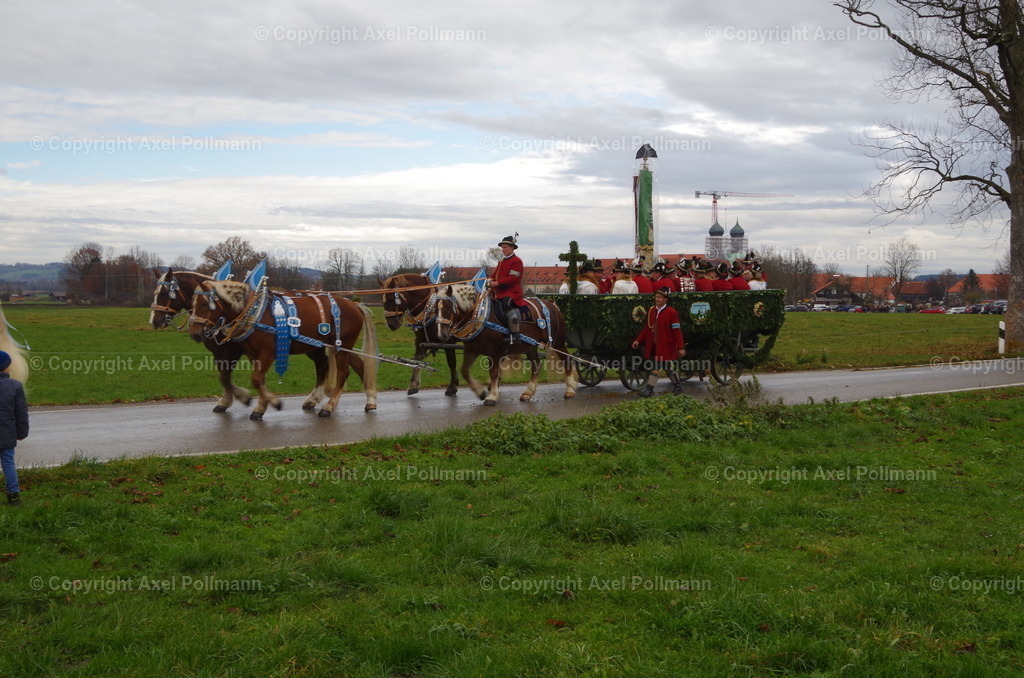 IMGP9831 | fotografiert von Axel PollmannLeonhardi Wallfahrt Benediktbeuern und Murnau, Fronleichnam, Fasching, Landschaft im Loisachtal und Benediktbeuern  - Realisiert mit Pictrs.com