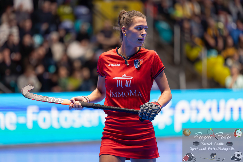 Volvo E.R.B. Final 4 Finale Frauen: Berliner HC - Mannheimer HC, 26.01.2025 | Joana Boehringer / Böhringer (Berliner HC #8), Freisteller ,Portrait, Porträt, Berliner HC - Mannheimer HC, Frankfurt, Süwag Arena, 26.1.2025 - Realisiert mit Pictrs.com