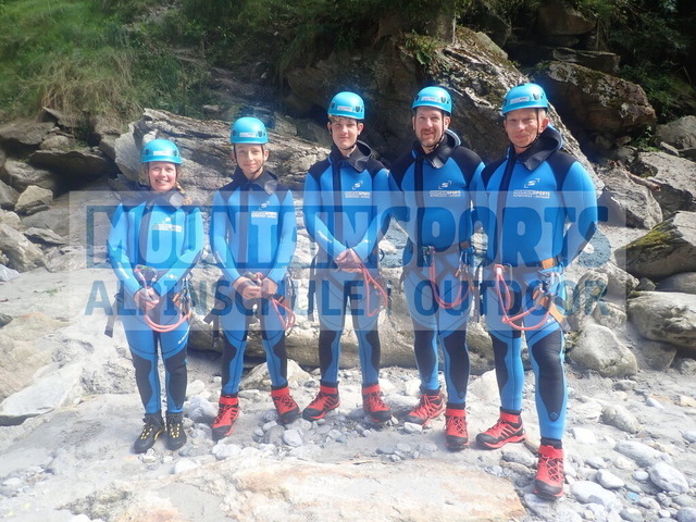 P1020002 | Bestelle die Bilder deines Berg- oder Wasser-Abenteuers mit Mountain Sports bequem von zu Hause aus direkt über unseren Online Fotoshop von pictrs.com. - Realisiert mit Pictrs.com
