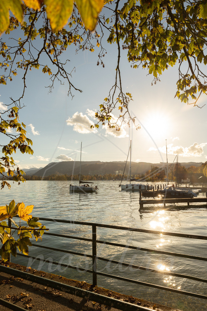 Attersee | Bei Veröffentlichung des Bildes ist eine Namensnennung wie folgt erforderlich: 
Foto: Mostdirn Irmgard Wieser - Realisiert mit Pictrs.com