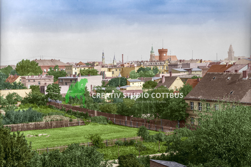 Tiegelgasse um 1932 | Cottbuser Ansichten im neuen Gewand. Alte Fotos von schwarz-weiß in Farbe. - Realisiert mit Pictrs.com
