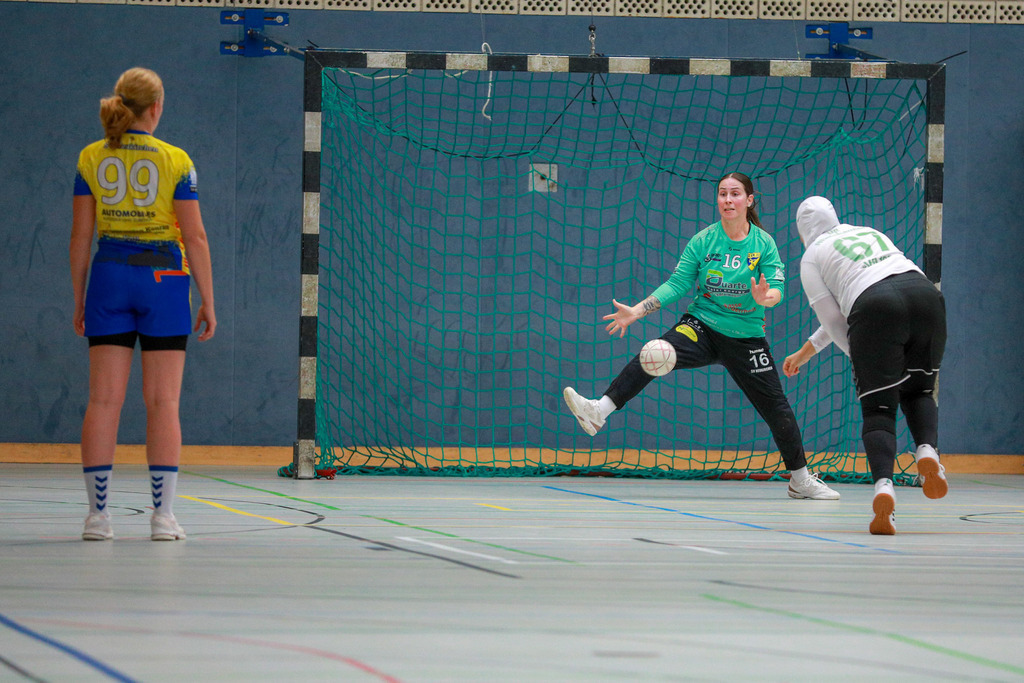 Neukirchen-Rheinhausen310825_032 | Bildergalerie von Sport-Ereignissen aber auch von weiteren spannenden Dingen - nicht nur vom Niederrhein. In Anlehnung an den bekannten Spruch von Hanns Dieter Hüsch heißt das Motto: "Niederrhein ist überall".  - Realisiert mit Pictrs.com