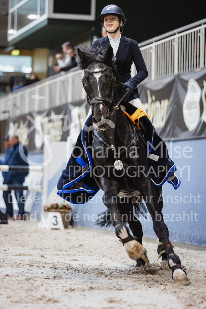 221112_Warstein_L-Spr-284 | Deine schönsten Turniermomente als professionelle Fotos! Entdecke hochwertige Pferdesport-Fotografie im Online-Shop. Jetzt Fotos finden & bestellen!