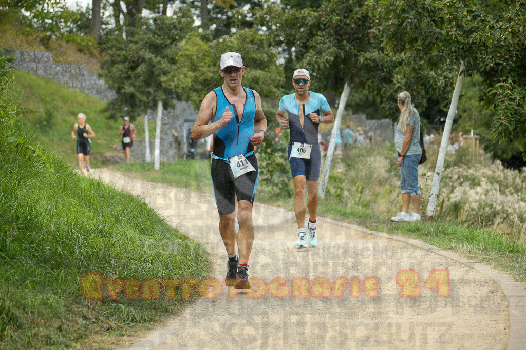250824_1347_EX1_3694 | Sportfotografie im Rhein-Sieg Kreis, Köln, Bonn, NRW, Rheinland Pfalz, Hessen, etc. Unser Tätigkeitsfeld umfasst den Laufsport vom Volkslauf über den Marathon, Duathlon, Triathon bis zum Ultralauf wie Kölnpfad Ultra oder Schindertrail.