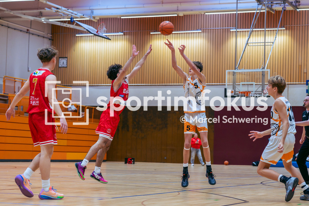 Young Lions Wuppertal – Basket Duisburg | JBBL-Einteilungsrunde, Gruppe 6: Young Lions Wuppertal gegen Basket Duisburg, Wuppertal, 11.10.2026. Endstand: 106:112. sportimfokus / Marcel Schwering - Realisiert mit Pictrs.com