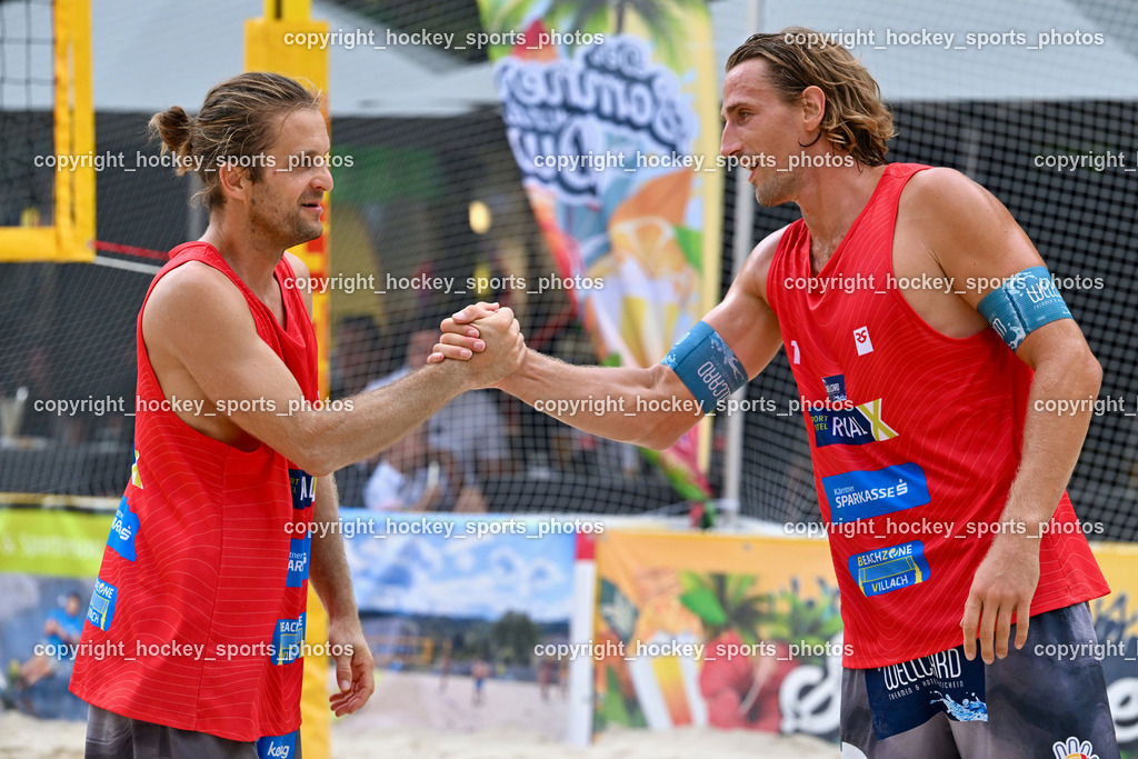 Kärntner Landesmeisterschaft Beach Volleyball | #2 HUBER Alexander Philipp, #1 FRIEDL Felix, Kärntner Landesmeisterschaft Beach Volleyball, Kärntner Landesmeisterschaft Beach Volleyball am 18.08.2024 in Villach (Rathausplatz Villach), Austria, (Photo by Bernd Stefan)