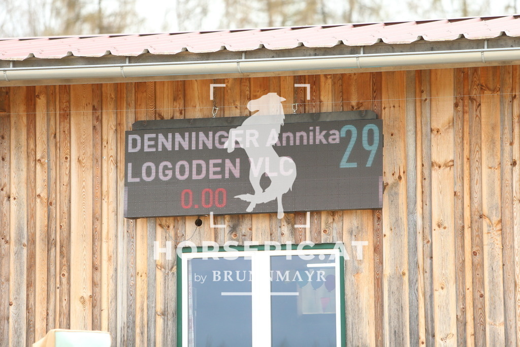 DL2Q2002 | Willkommen bei Brunnmayr - Design & Fotografie – Ihrem Spezialisten für Reitturniere und Pferdeveranstaltungen in Oberösterreich, Salzburg und Bayern! Seit über 17 Jahren sind wir leidenschaftlich dabei.