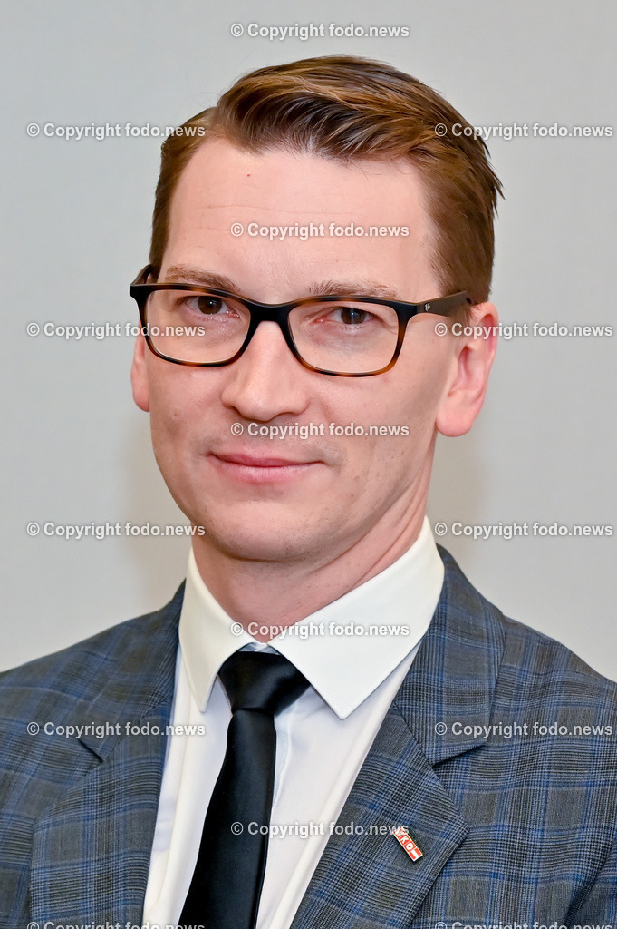 Pressekonferenz WKO OÖ_ Energiekosten bleiben Dauerbrenner_ 23.01.2023-10 | 23.01.2023, Presseclub Linz, AUT, Pressekonferenz WKO Ooe, Energiekosten bleiben Dauerbrenner im Bild Robert Mairhofer (Leiter Energiepolitik der WKO Ooe)