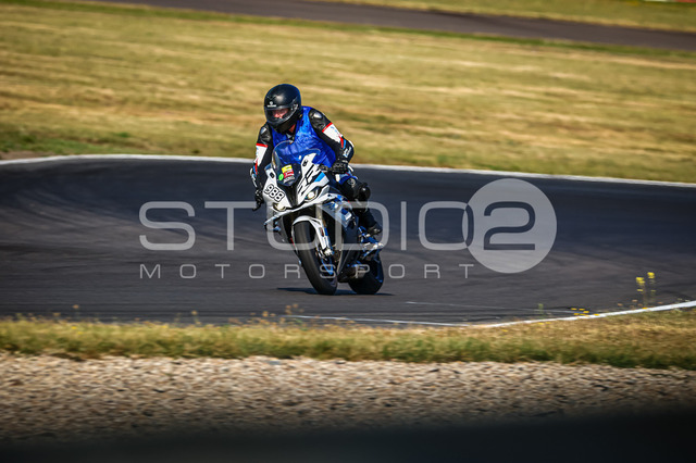 0988-240901_EL-007_988 | Deine Full-Service-Agentur für ✔️Videoproduktionen und ✔️Motorsportfotografie Jetzt Angebot anfragen!