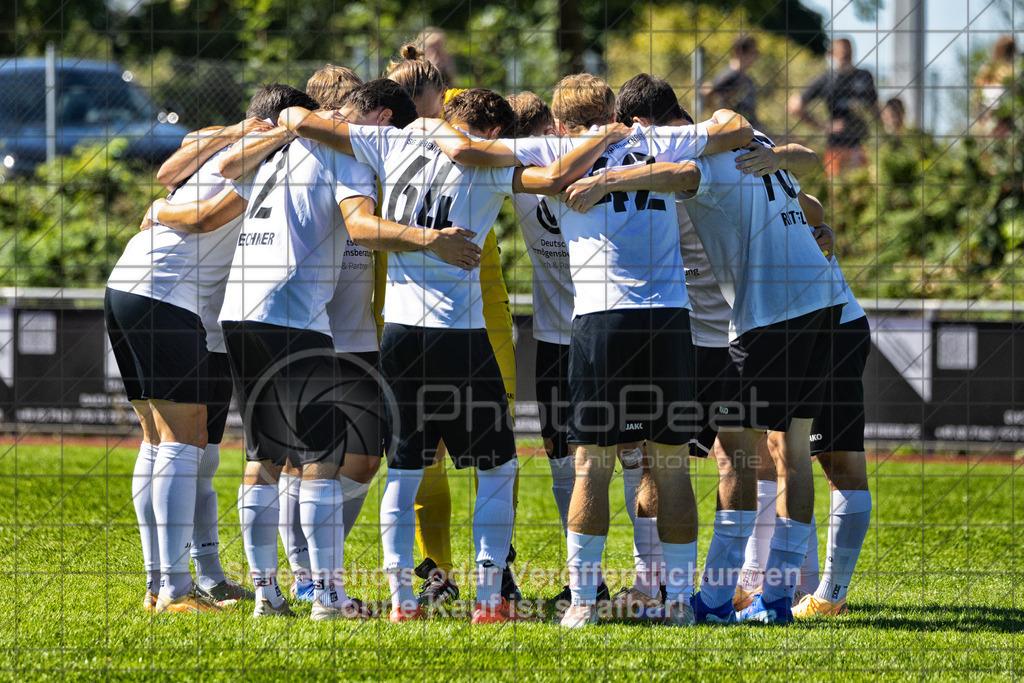 20260906_125855_0044-Bearbeitet_(c)_by_PhotoPeet | #,1.FC Donzdorf II (rot) vs. SGM Jebenhausen-Bezgenriet (weiß), Fußball, Kreisliga A3 - Bezirk Neckar/Fils, 02. Spieltag, Saison 2026/2027, Rasenplatz Lautertal Stadion, Süßener Straße 16, 73072 Donzdorf, 06.09.2026 - 13:00 Uhr,Foto: PhotoPeet / Sport- &amp; Eventfotografie / Peter Harich
