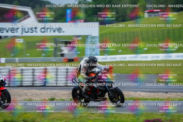 2026_06_12_PBK_11953_LRX | Sportfotografie; SlowMotion; Video; Rennstrecke; Hafeneger; RSE; Speer; Trackday; Motorsportarena; Hockenheimring; Brno; Most; Barcelona; Valencia, Benny; Kaetzmer;