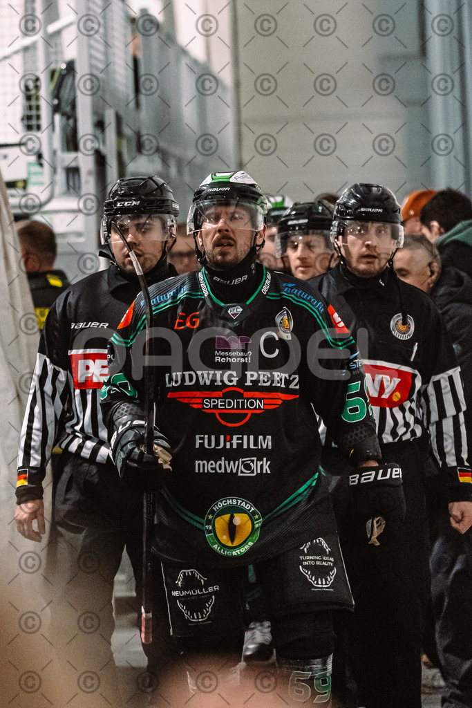 Alligators_vs_Erding_12_12_2025-151 | Höchstadt Alligators Fotogalerie: Eishockey-Action aus Franken. Professionelle Spielfotos, Portraits & Stadionbilder zum Download. Jetzt entdecken! - Realisiert mit Pictrs.com