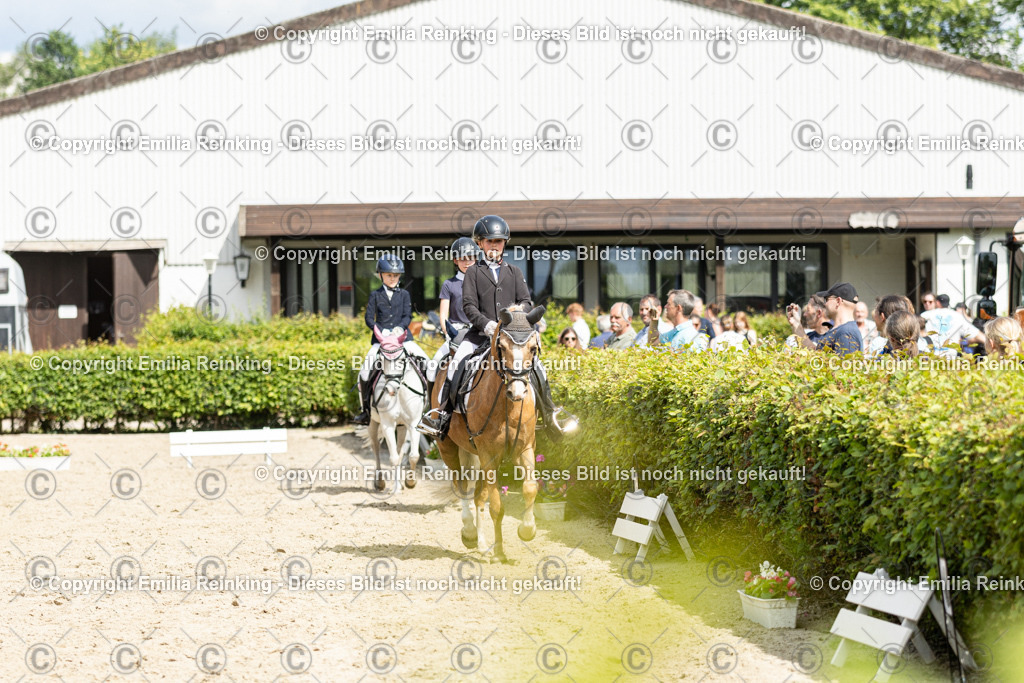 CL5A1460 | Emilia Reinking Fotografie - Realisiert mit Pictrs.com