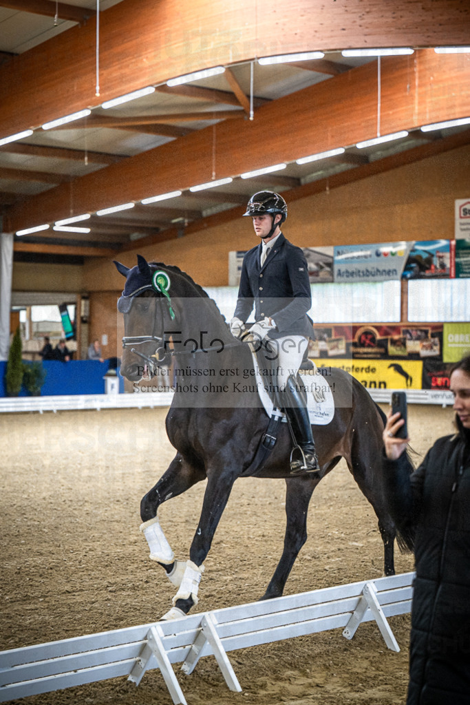 DOS_0155 | Entdecke hochwertige Reitturnierfotos von Foto Oger. Professionell, emotional und authentisch – jetzt Lieblingsmomente im Shop bestellen.Deutschlandweite Turnierfotografie. - Realisiert mit Pictrs.com
