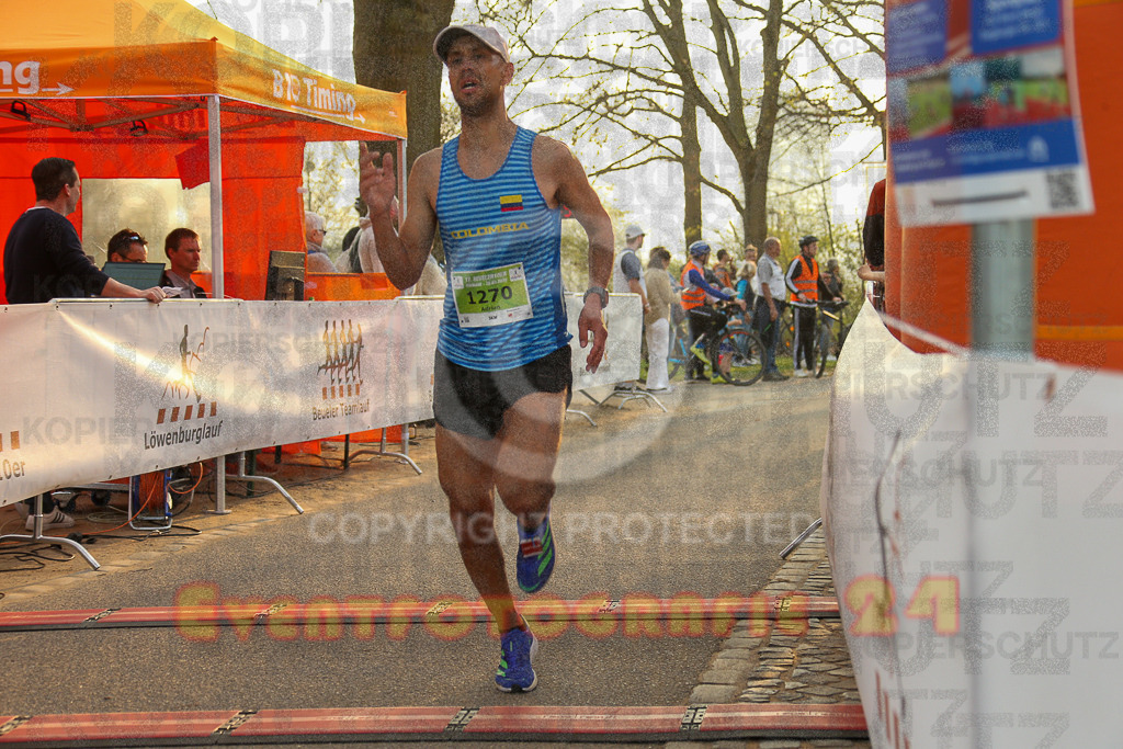 250328_1754_EX1_5932 | Sportfotografie im Rhein-Sieg Kreis, Köln, Bonn, NRW, Rheinland Pfalz, Hessen, etc. Unser Tätigkeitsfeld umfasst den Laufsport vom Volkslauf über den Marathon, Duathlon, Triathon bis zum Ultralauf wie Kölnpfad Ultra oder Schindertrail.