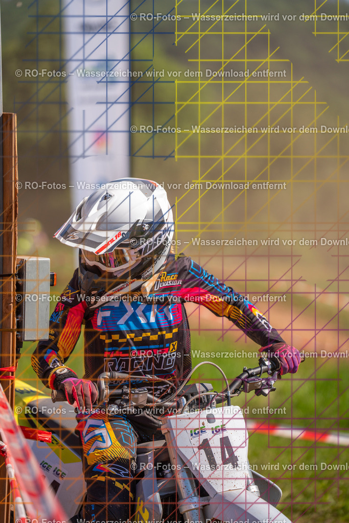 Wolfshausen 1 Lauf -982 | Sportfotografie von RO-Fotos: Motorsport, Motocross, Enduro, Laufveranstaltungen und Triathlon. Professionelle Fotos von Sportlern und Events. - Realisiert mit Pictrs.com