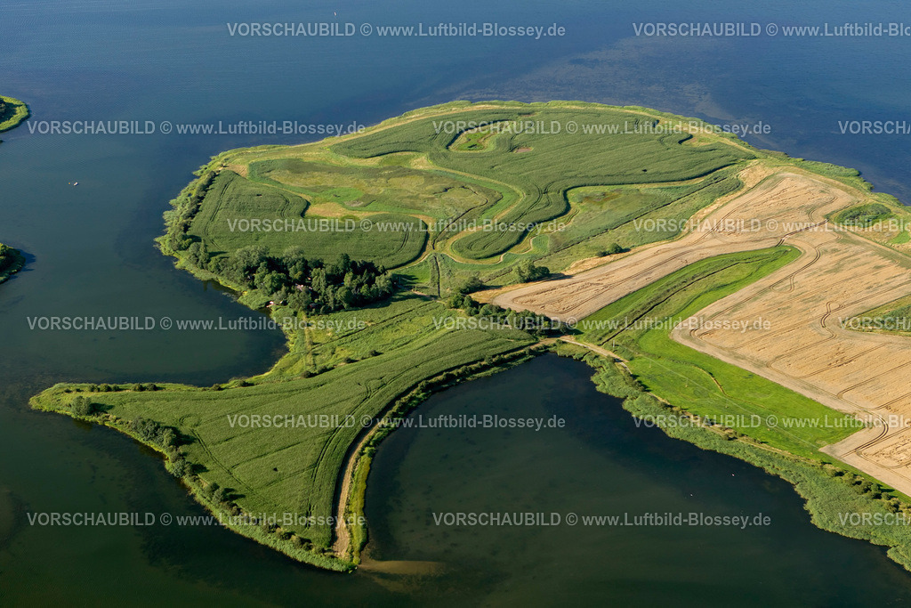 Ruegen12084210Zicker | Luftbild, Zudar, Schoritzer Wiek, Heidekaten, Mayafisch, Inselteil in Form eines Fisches,  Garz/Rügen, Insel Rügen, Mecklenburg-Vorpommern, Deutschland, Europa