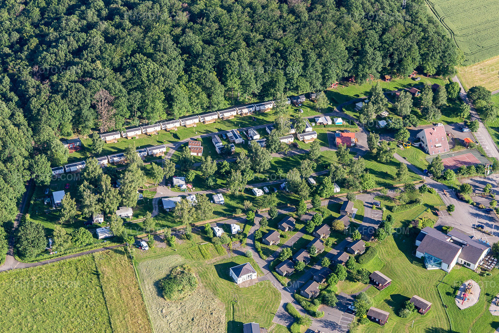 Aerial view: Camping Oasis in Oberbronn in the state Bas-Rhin, France.Photo: IMG_115414.jpg taken on 06/16/2019 by Werner Riehm/FLY-FOTO.comResolution of the original: 5472 x 3648 px