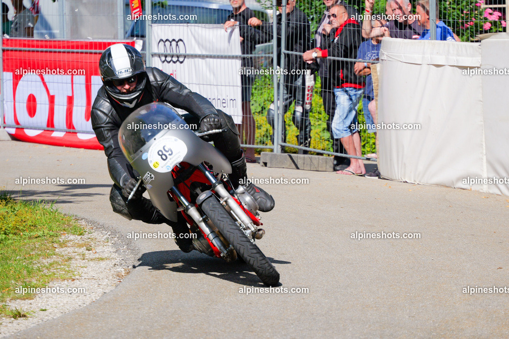 P1025886 | Erleben Sie atemberaubende, hochqualitative Fotos Ihrer Fahrt entlang der malerischen Alpenstraßen. Besuchen Sie alpineshots.com, um professionelle Aufnahmen Ihrer unvergesslichen Reise zu finden und zu kaufen - Realisiert mit Pictrs.com