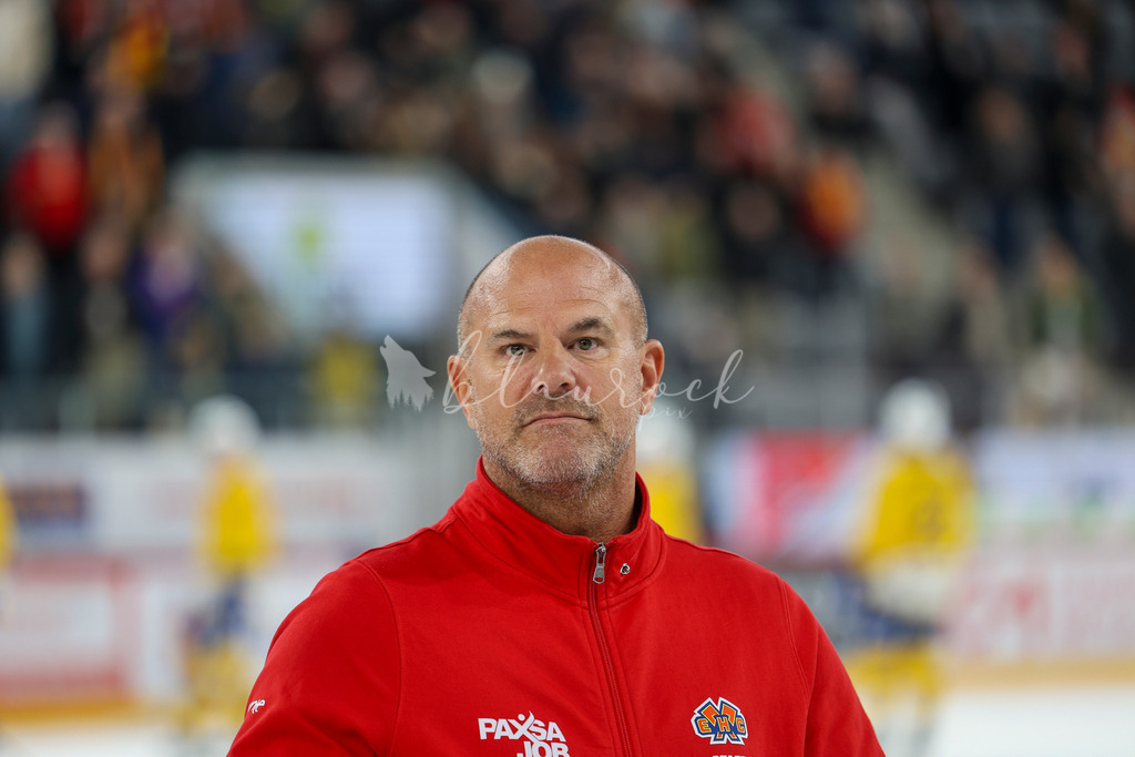 EHCB vs HCD 20260106_wb-0950 | Sportbilder, Sportfotograf, Hochzeits- und Eventfotografin, Flugshows, Portraits und Tiershooting, Aviation, Downhill, Nationalleague, Swissleague, International