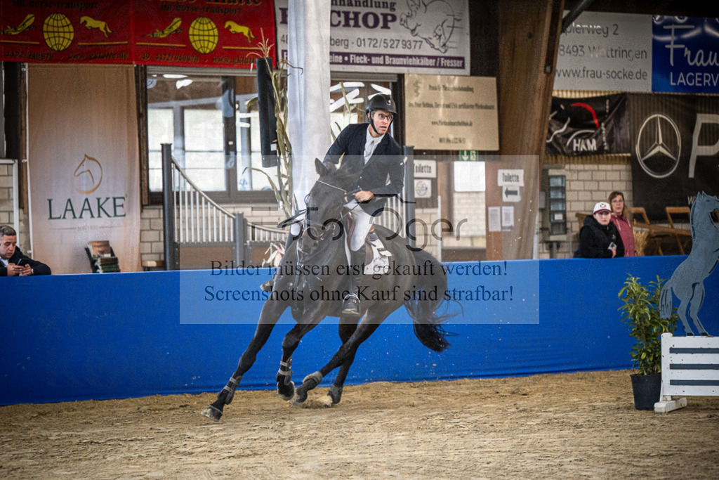 DOS_0090 | Entdecke hochwertige Reitturnierfotos von Foto Oger. Professionell, emotional und authentisch – jetzt Lieblingsmomente im Shop bestellen.Deutschlandweite Turnierfotografie. - Realisiert mit Pictrs.com