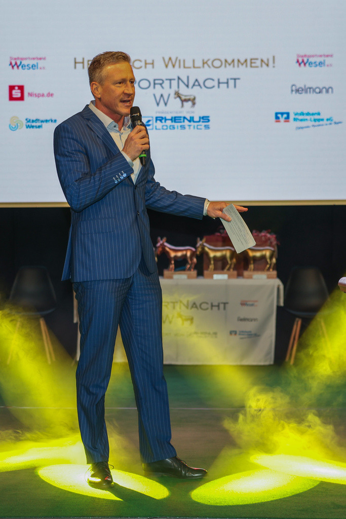 top-top.de250214-140 | Die 3. Weseler SportNacht, die große Sportgala mit Ehrungen der Weseler Sportler des Jahres 2024 findet am Freitag, den 14.02.2025 im Festzelt an der Rheinpromenade statt.Foto: Erwin Pottgiesser