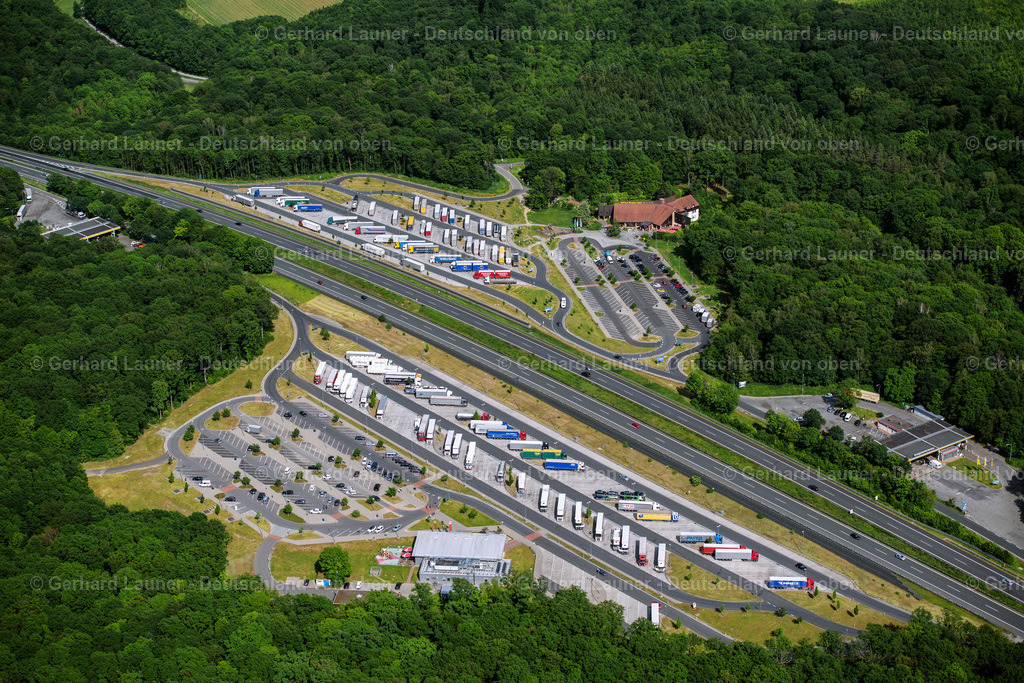 3702085 | Raststätte Riedener Wald WestA 797262 HausenDeutschlandElior Deutschland Holding GmbHClevischer Ring 12751063 KölnTelefon 0221 / 96 47 67 0Telefax 0221 / 96 47 67 66E-Mail: info[at]axxe.de