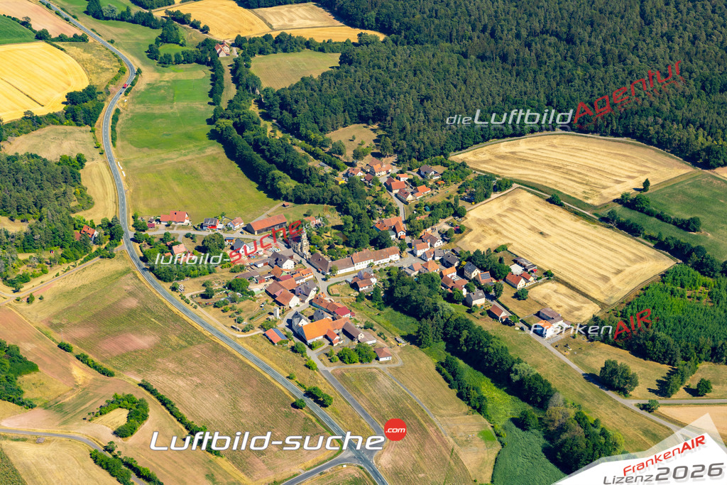 Die Luftaufnahme Albersdorf - Ebern wurde 2022 vom Flugzeug aus (keine Drohne) erstellt. Hohe Auflösung -für große Poster und Wandbilder geeignet - Garantiert!