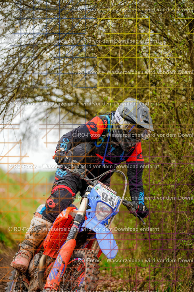 4 Lauf Mernes-1021 | Sportfotografie von RO-Fotos: Motorsport, Motocross, Enduro, Laufveranstaltungen und Triathlon. Professionelle Fotos von Sportlern und Events. - Realisiert mit Pictrs.com