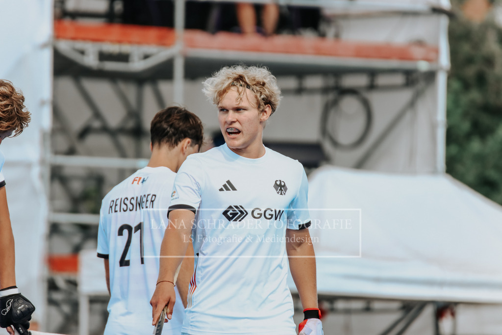 U18_EM_BOYS_HF1_GER-BEL_18.07.25_Lille (108 von 900) | lanaschraderfotografie - Realisiert mit Pictrs.com