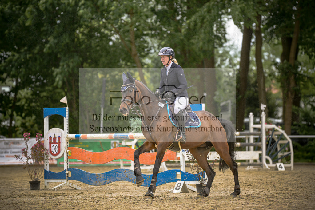 20240505-DOS_9754 | Entdecke hochwertige Reitturnierfotos von Foto Oger. Professionell, emotional und authentisch – jetzt Lieblingsmomente im Shop bestellen.Deutschlandweite Turnierfotografie. - Realisiert mit Pictrs.com