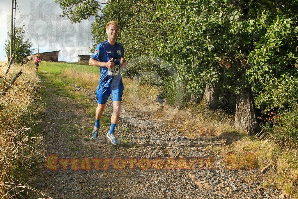 250801_1906_EV4_8039 | Sportfotografie im Rhein-Sieg Kreis, Köln, Bonn, NRW, Rheinland Pfalz, Hessen, etc. Unser Tätigkeitsfeld umfasst den Laufsport vom Volkslauf über den Marathon, Duathlon, Triathon bis zum Ultralauf wie Kölnpfad Ultra oder Schindertrail.