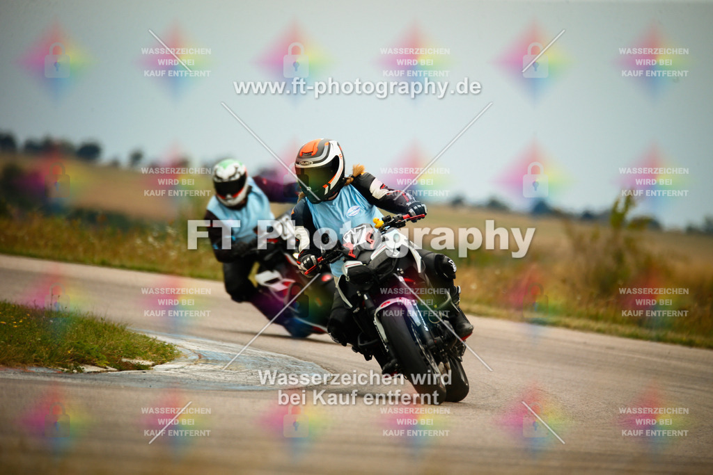 _MOT6877 | Hier findet Ihr Bilder von Touristenfahrten auf der Nürburgring Nordschleife oder von anderen Veranstaltungen die ich besucht habe. Viel Spass beim Durch Schauen 