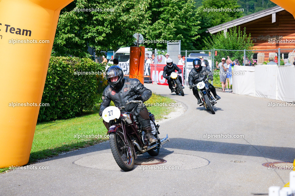 P1026000 | Erleben Sie atemberaubende, hochqualitative Fotos Ihrer Fahrt entlang der malerischen Alpenstraßen. Besuchen Sie alpineshots.com, um professionelle Aufnahmen Ihrer unvergesslichen Reise zu finden und zu kaufen - Realisiert mit Pictrs.com