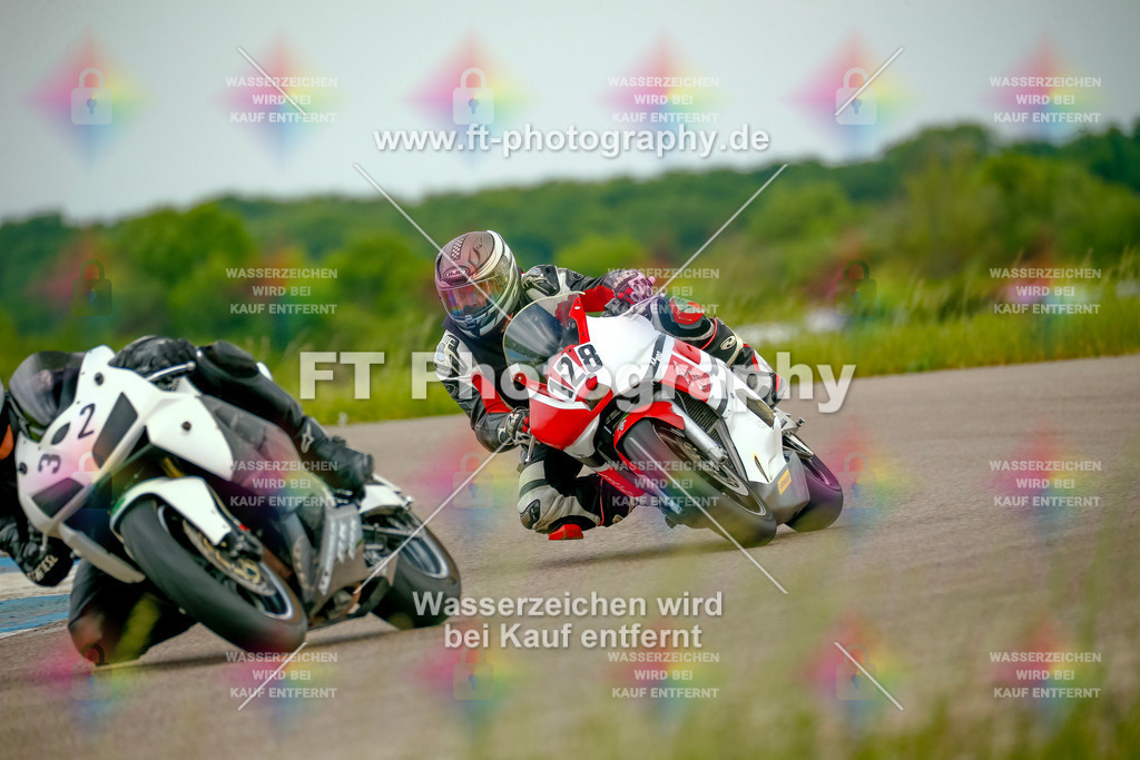 _MOT2133 | Hier findet Ihr Bilder von Touristenfahrten auf der Nürburgring Nordschleife oder von anderen Veranstaltungen die ich besucht habe. Viel Spass beim Durch Schauen 