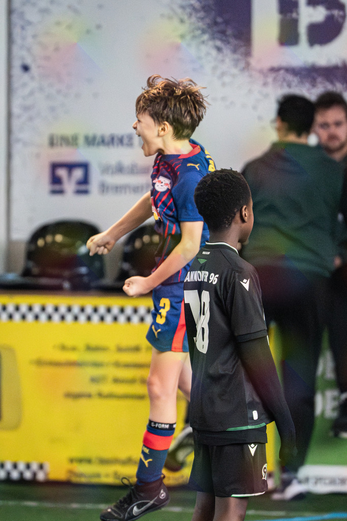 blr.pics-366 | Professionelle Fußball- und Sportfotografie. Spielbilder online ansehen und kaufen – Einzelbilder oder komplette Galerien in hoher Qualität. - Realisiert mit Pictrs.com