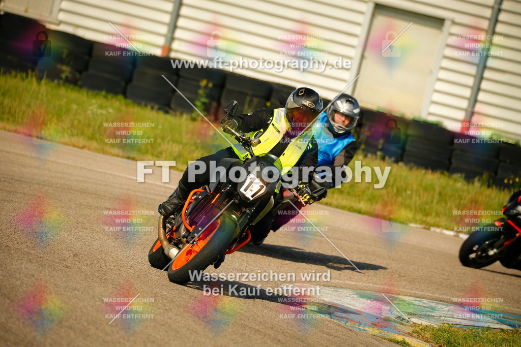 _MOT5570 | Hier findet Ihr Bilder von Touristenfahrten auf der Nürburgring Nordschleife oder von anderen Veranstaltungen die ich besucht habe. Viel Spass beim Durch Schauen 